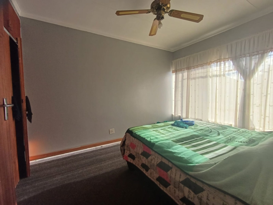 2 Bedroom Property for Sale in Neserhof North West